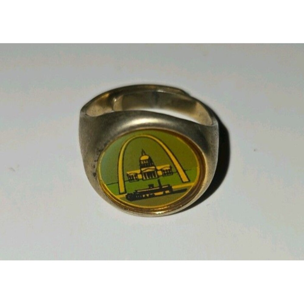 Vintage St. Louis Missouri Gateway Arch Souvenir Adjustable Ring